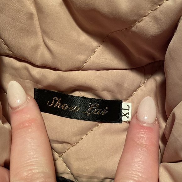 Monogrammed Puffer Vest/AJC Momogram in dark brown on a Tan Vest - Picture 3 of 4